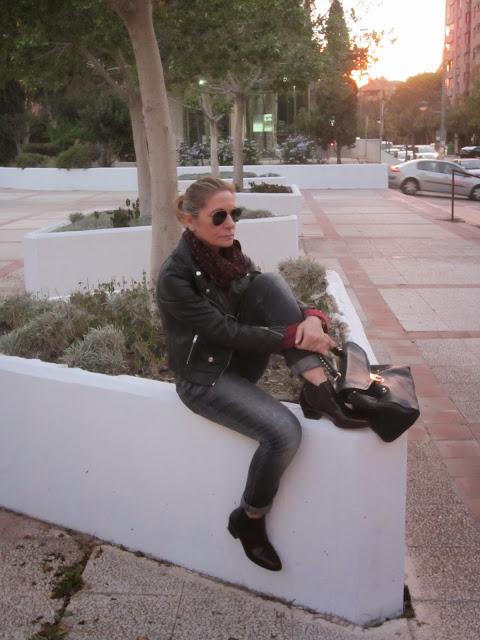 LOOK273-13.11.20137:30BÁSICO : CAZADORA PERFECTO ¡¡Hola a... LOOK273-13.11.20137:30BÁSICO : CAZADORA PERFECTO ¡¡Hola a...