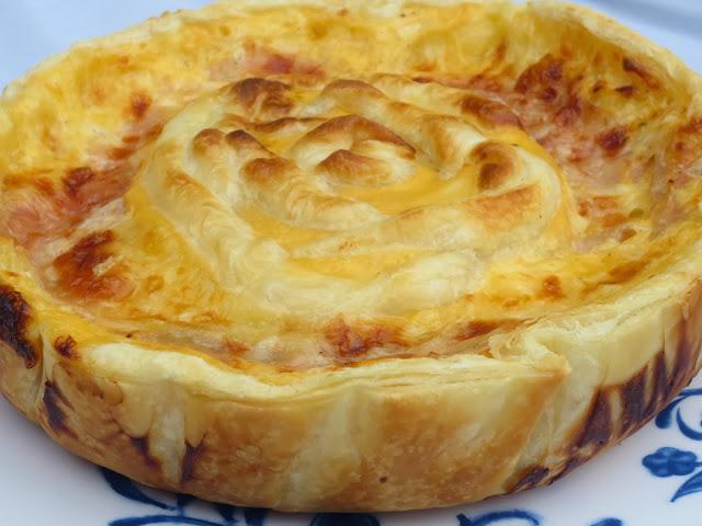 Quiche de queso brie y jamón olla GM