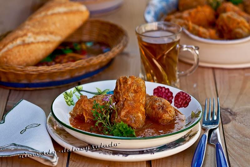 REPOLLO RELLENO DE CARNE PICADA REPOLLO RELLENO DE CARNE PICADA