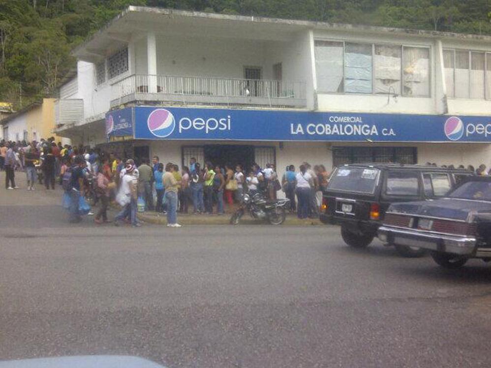 Venezuela sin alimentos, infinitas colas!!