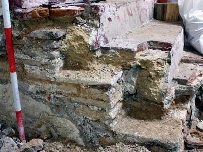 De la jugueteria a la bodega;de la bodega al baño Intervencion Arqueologica Toledo