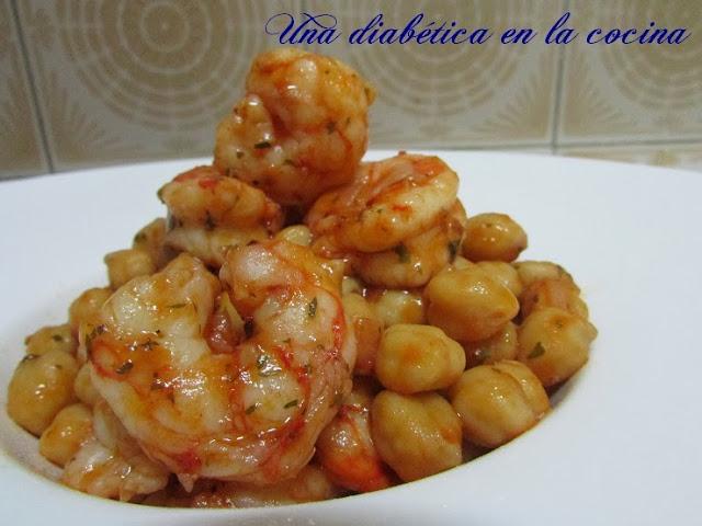 Garbanzos salteados con langostinos y el conteo de las distintas raciones aptas para diabéticos Garbanzos salteados con langostinos y el conteo de las distintas raciones aptas para diabéticos