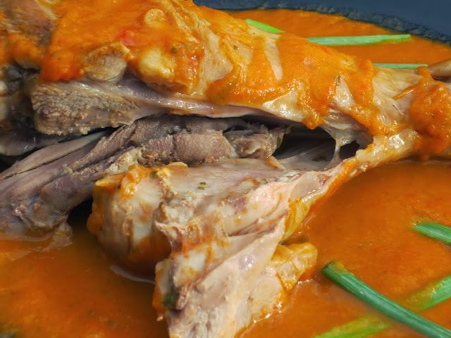 Muslos de pavo en salsa de verduras olla GM Muslos de pavo en salsa de verduras olla GM