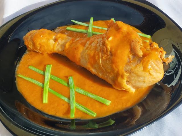 Muslos de pavo en salsa de verduras olla GM Muslos de pavo en salsa de verduras olla GM