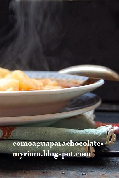 ESTOFADO DE PATATAS Y TIRAS DE CALAMAR.