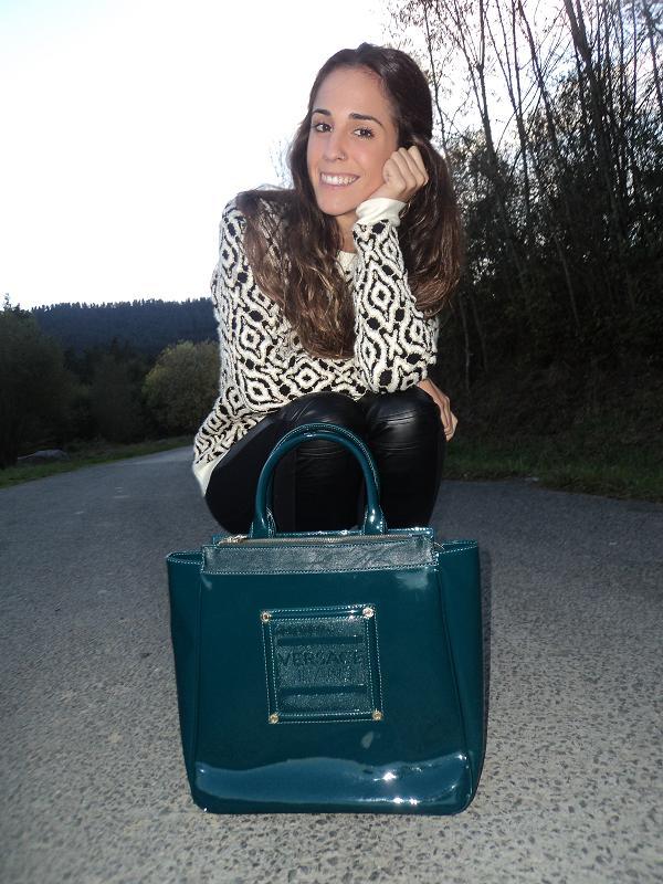 Versace bag sweewe sweater