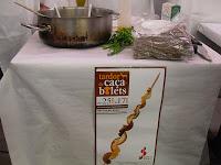 Bacalao a la miel de naranjo y trompetas de la muerte//Garbanzos con butifarra negra y níscalos de botón. Bacallà a la mel de taronger i trompetes de la mort, cigrons amb botifarra i rovellons de botó Bacalao a la miel de naranjo y trompetas de la muerte//Garbanzos con butifarra negra y níscalos de botón. Bacallà a la mel de taronger i trompetes de la mort, cigrons amb botifarra i rovellons de botó