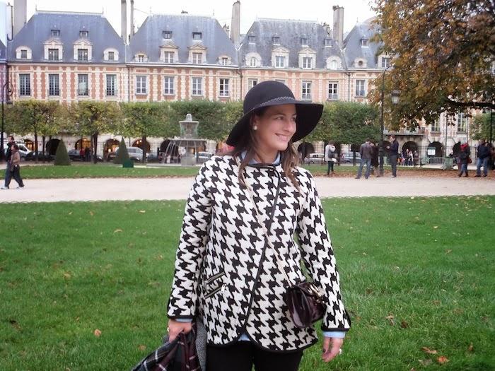 Burgundy & houndstooth Burgundy & houndstooth