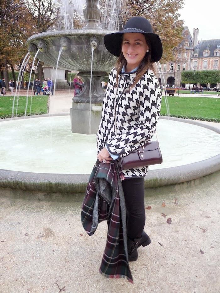 Burgundy & houndstooth Burgundy & houndstooth