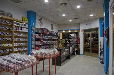 Videojuegos y retro en la nueva tienda de Emere en Torrejón de Ardoz Videojuegos y retro en la nueva tienda de Emere en Torrejón de Ardoz