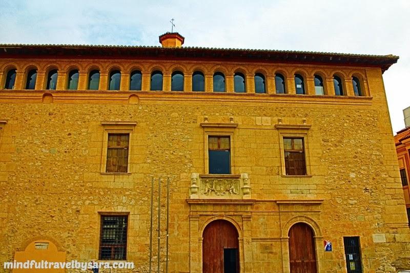 Lliria: Sinfonía de Culturas y Gastronomía Lliria: Sinfonía de Culturas y Gastronomía