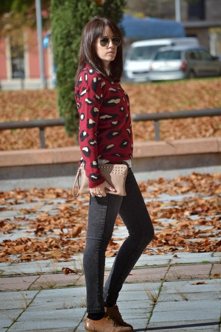 Spots and burgundy Spots and burgundy