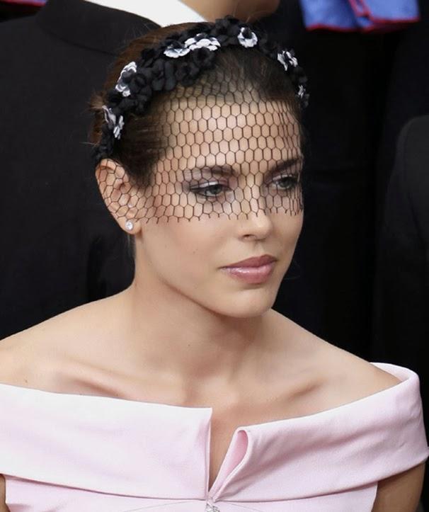 COPIA EL LOOK : IT GIRL CARLOTA CASIRAGHI COPIA EL LOOK : IT GIRL CARLOTA CASIRAGHI