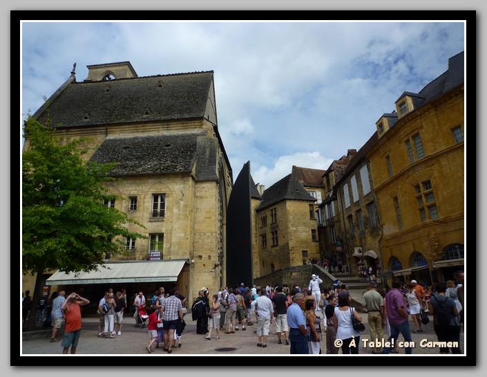 Todo sobre el Foie Gras: Origen, Preparación y Recetas Todo sobre el Foie Gras: Origen, Preparación y Recetas