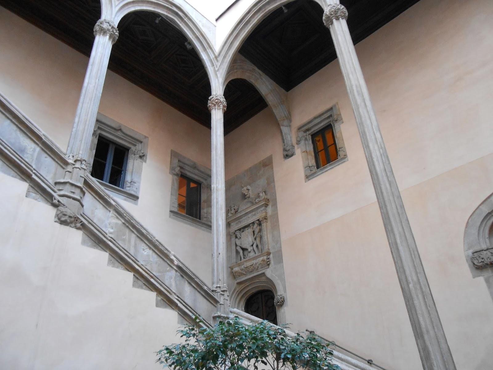 PALAU CENTELLES-SOLFERINO, BAIXADA DE SANT MIQUEL, 8, BARCELONA...21-11-2013... PALAU CENTELLES-SOLFERINO, BAIXADA DE SANT MIQUEL, 8, BARCELONA...21-11-2013...