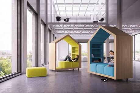 Casas modulares dentro de la oficina casitas del árbol de Malcew