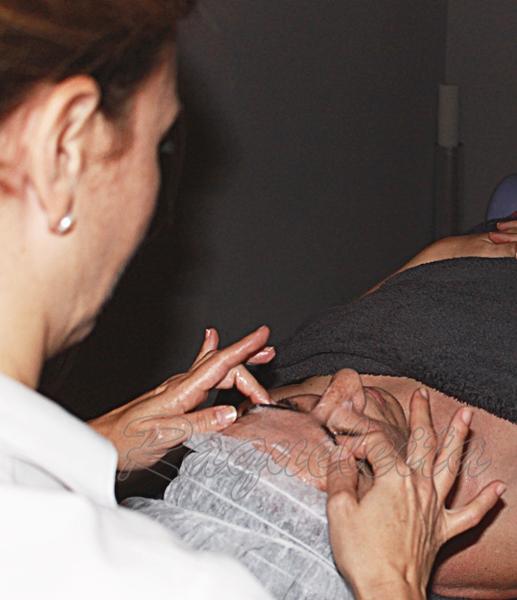 Estudio de la Piel y Tratamiento Facial Anti-Edad en Akro Center Toledo