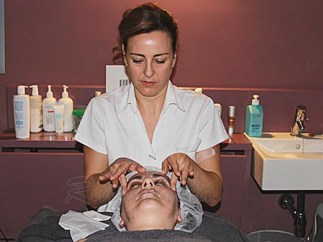 Estudio de la Piel y Tratamiento Facial Anti-Edad en Akro Center Toledo