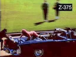 Con Kennedy asesinaron mi niñez Con Kennedy asesinaron mi niñez