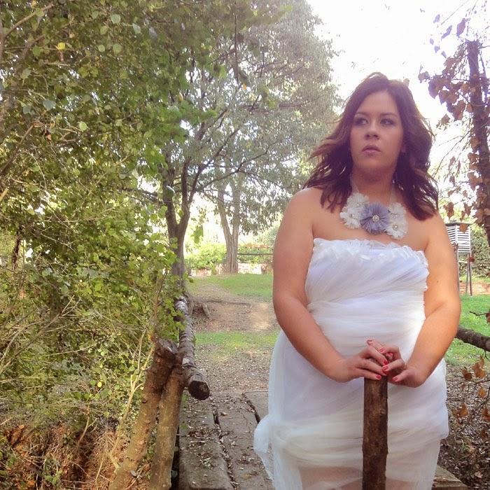 Una cortina para una novia (curvy) fina Una cortina para una novia (curvy) fina