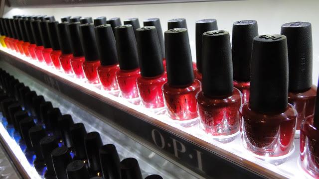 OPI, pasión por el color. OPI, pasión por el color.