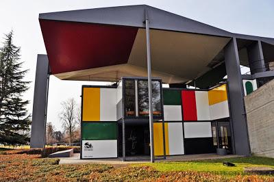 EL MUSEO LE CORBUSIER, ZÚRICH