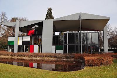 EL MUSEO LE CORBUSIER, ZÚRICH