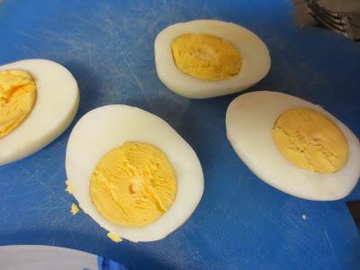 Huevos rellenos gratinados olla GM Huevos rellenos gratinados olla GM