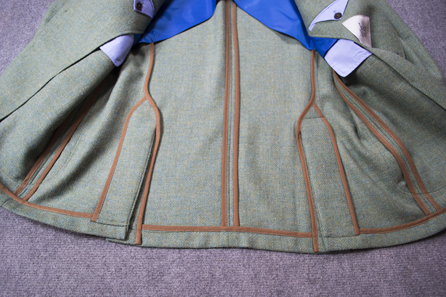 Review Americana tweed verde de López Aragón. Review Americana tweed verde de López Aragón.