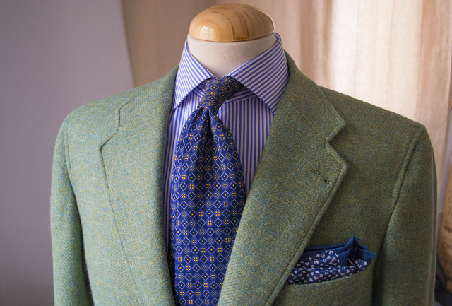 Review Americana tweed verde de López Aragón. Review Americana tweed verde de López Aragón.