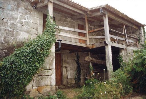 A-cero Projects VIVENDAS EMBLEMÁTICAS: TRANSFORMACIÓN EN GONDOMAR