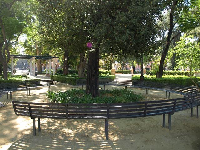 Los Jardines de la Reina Cristina (12): el Paseo Miguel Hernández.