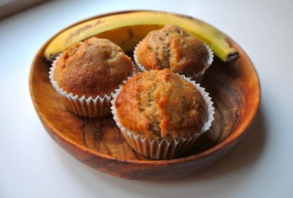 Banana Nut Muffins (Magdalenas de plátano y nueces)