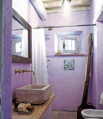 toilette morado