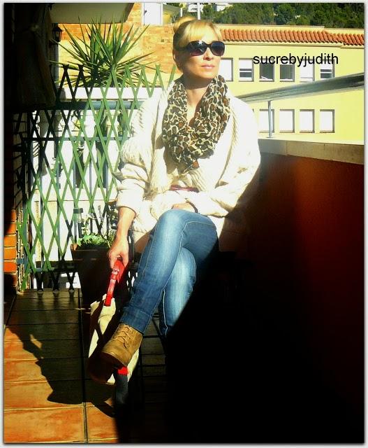 LATEST LOOKS LATEST LOOKS