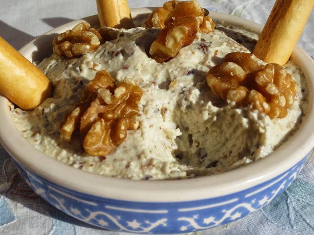 Paté de queso y nueces con Thermomix Paté de queso y nueces Ana Sevilla