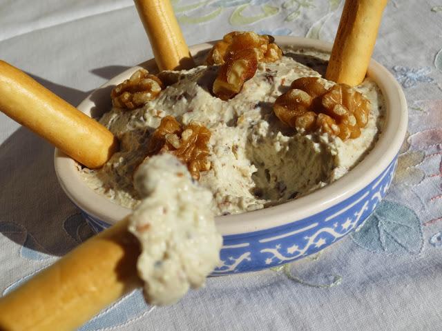 Paté de queso y nueces Paté de queso y nueces