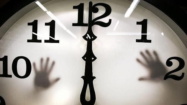 Viajar en el tiempo puede ser muy divertido, o no... Viajar en el tiempo puede ser muy divertido, o no...