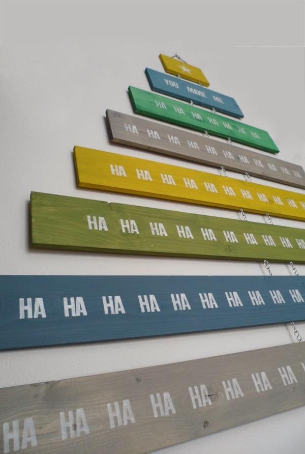 DIY: ÁRBOL DE NAVIDAD CON LISTONES DE ABETO PINTADO DIY: ÁRBOL DE NAVIDAD CON LISTONES DE ABETO PINTADO