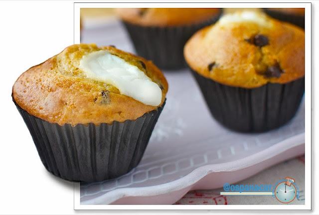 Muffins con chocolate y queso