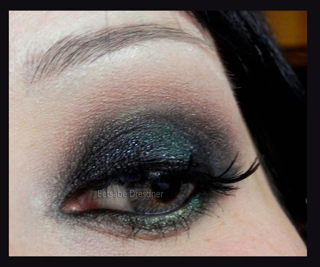 Smokey Eye - Black Shine Smokey Eye - Black Shine