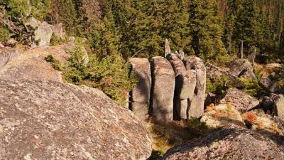 ENCUENTRAN UN STONEHEGE RUSO