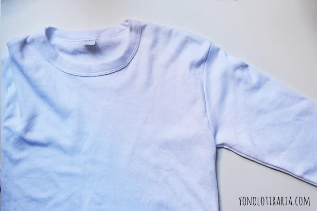 Tunear un pijama con pintura textil Tunear un pijama con pintura textil