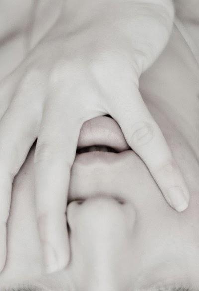 Todo lo que la piel necesita es... Todo lo que la piel necesita es...