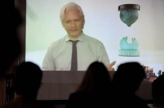 EEUU podría descartar demanda contra Assange