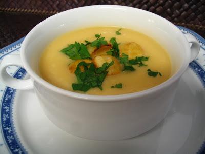 SOPA DE NABO Y CHIRIVÍA Y PATATAS RELLENAS SOPA DE NABO Y CHIRIVÍA Y PATATAS RELLENAS