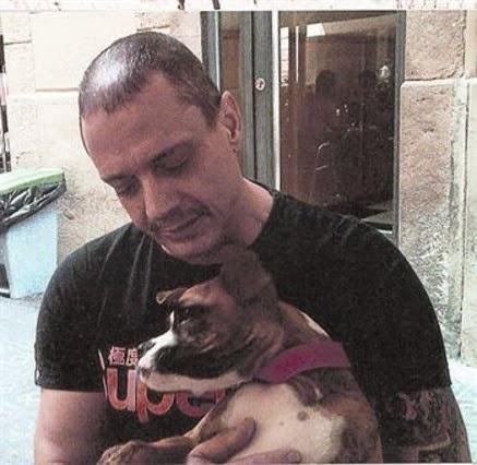 ASÍ PEGAN LOS MOSSOS EN BARCELONA...Y LOS PSICÓPATAS DE MÁS DE VEINTE PAÍSES, QUIEREN VENR A PEGAR AQUÍ, COMO QUEDAN IMPUNES...!!!28-11-2013... ASÍ PEGAN LOS MOSSOS EN BARCELONA...Y LOS PSICÓPATAS DE MÁS DE VEINTE PAÍSES, QUIEREN VENR A PEGAR AQUÍ, COMO QUEDAN IMPUNES...!!!28-11-2013...