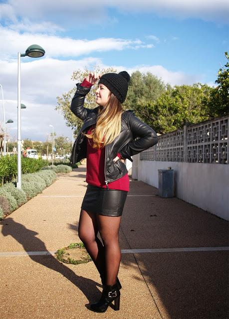 Leather look! Black and raspberry look! Leather look! Black and raspberry look!