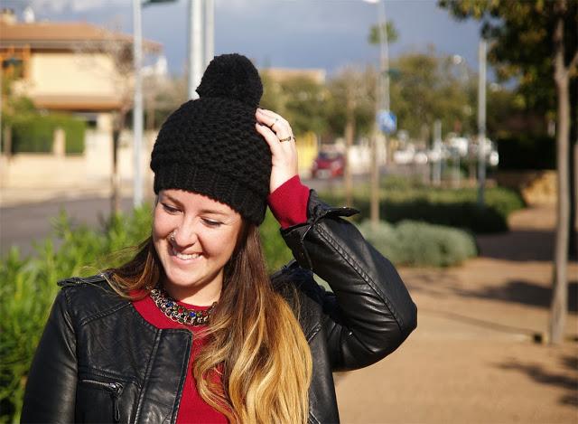 Leather look! Black and raspberry look! Leather look! Black and raspberry look!