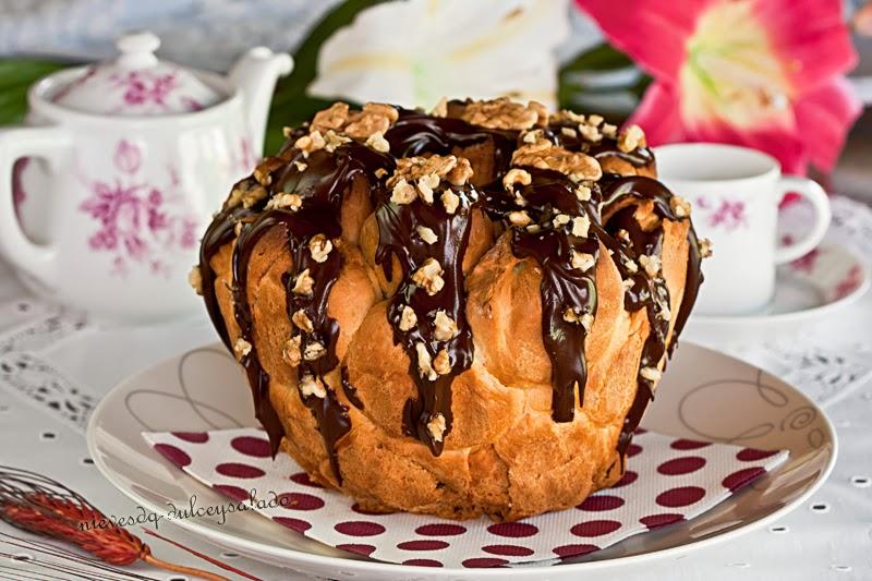 PAN DE MONO RELLENO DE CHOCOLATE Y NUECES PAN DE MONO RELLENO DE CHOCOLATE Y NUECES